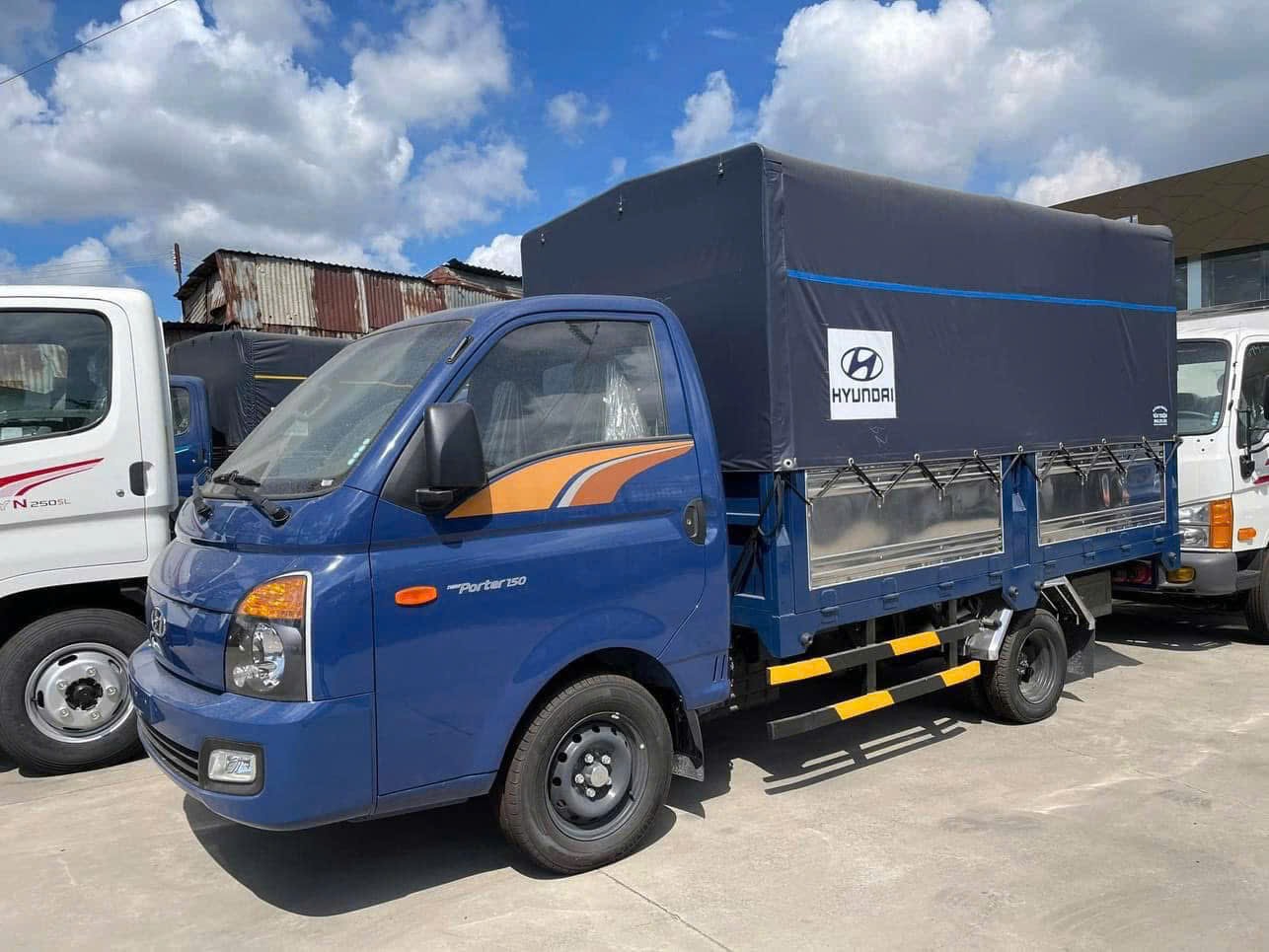 Hyundai New Porter H150 mui bat (5).jpg