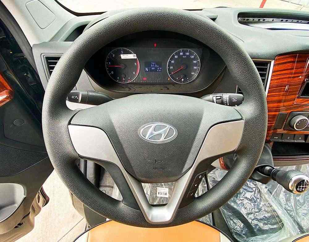 Hyundai Solati ghế Universe 20.jpg