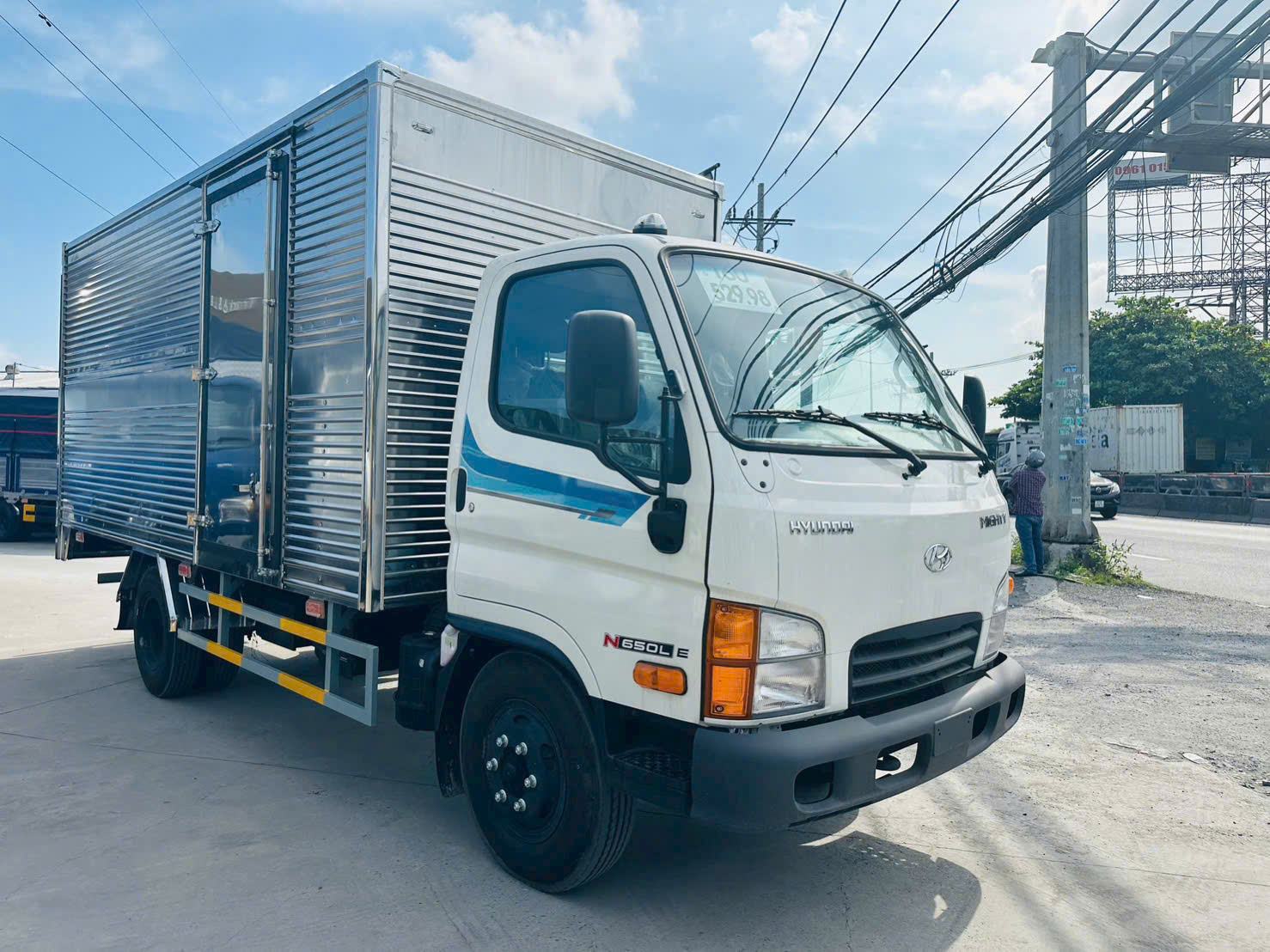 New Mighty N650LE E5.jpg